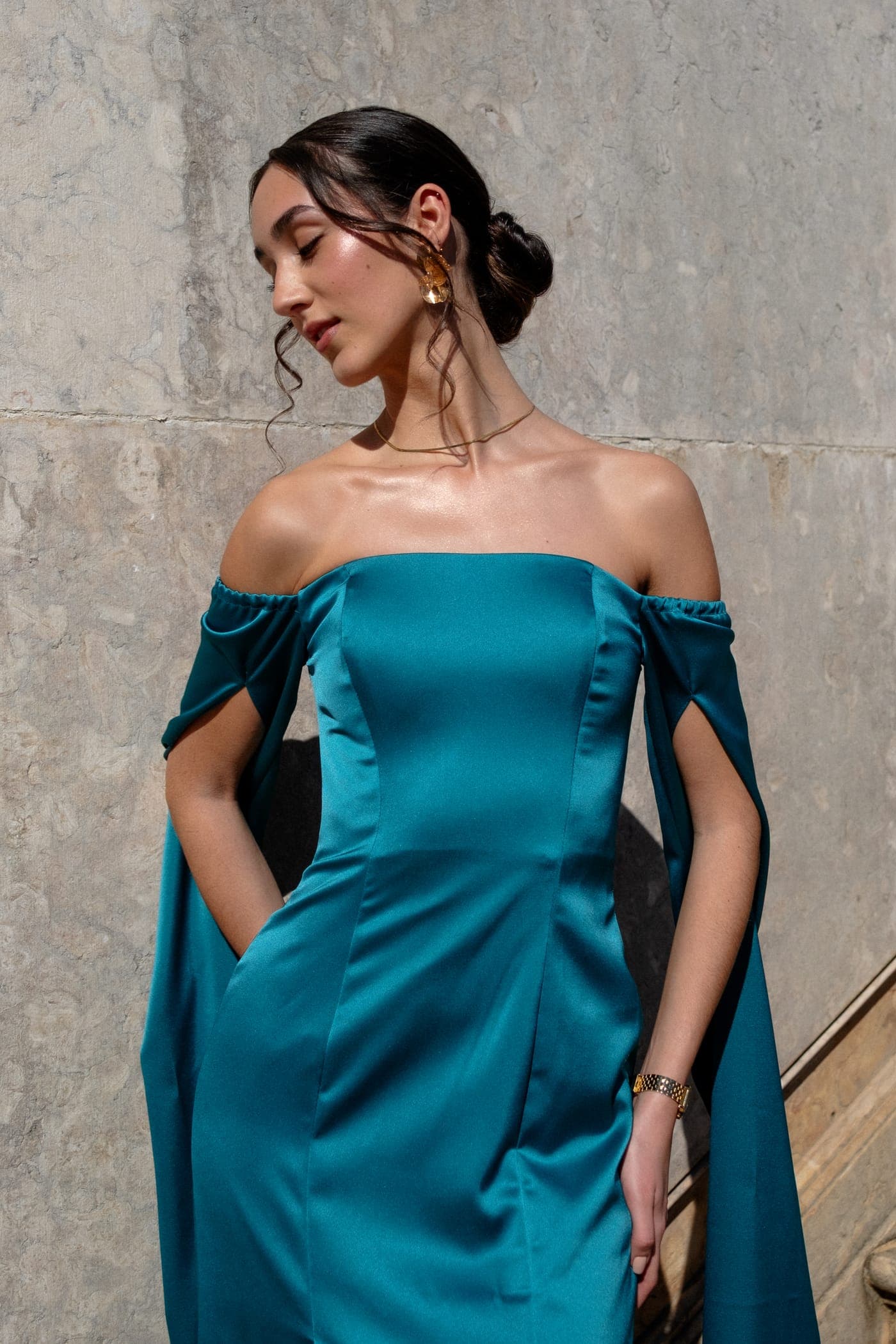 Vestido Cetim Petróleo